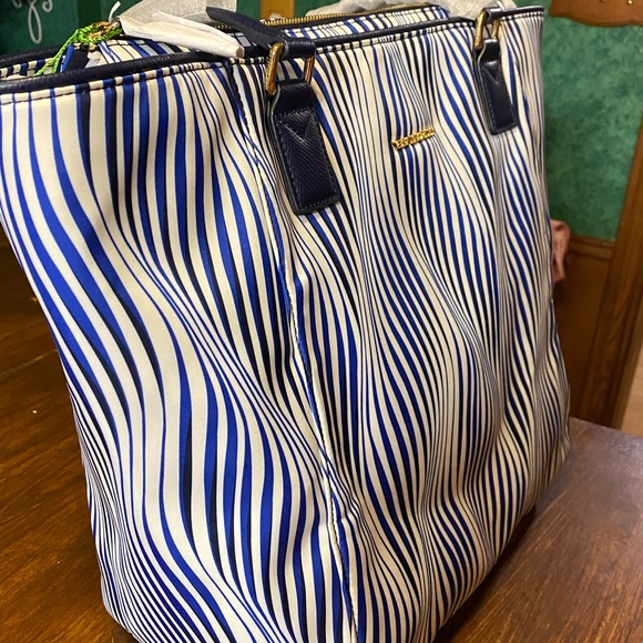 NWT VERA BRADLEY ELLA TOTE -STREETERVILLE BLUE WHITE WAVY LARGE STRIPED BAG/TOTE - Picture 7 of 9
